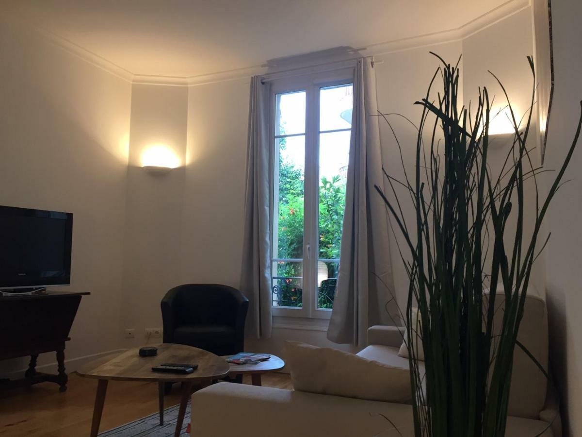 Nice Grand Appartement Face Jardin Buitenkant foto